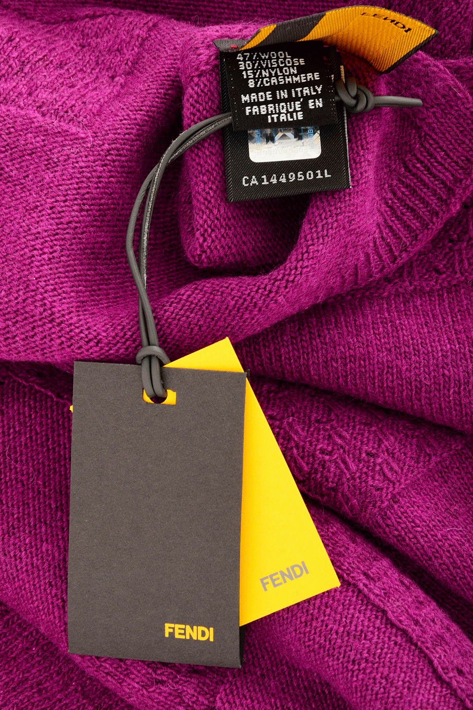 ZUCCA Fuchsia Scarf
