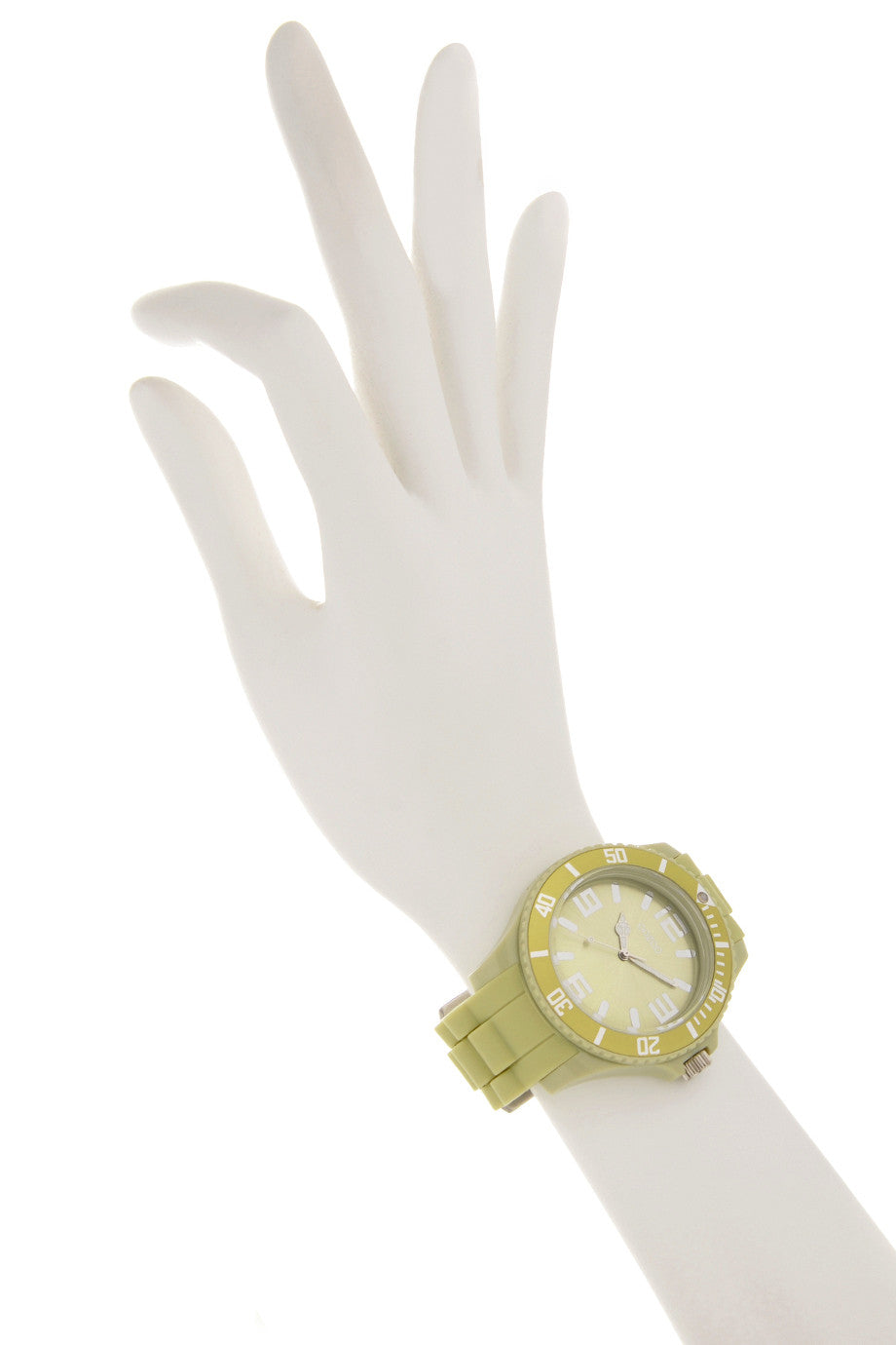 PISTACHIO Pistachio Clock